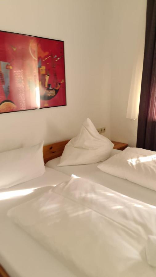 Landgasthof Rose Hotel Ditzingen Exterior foto